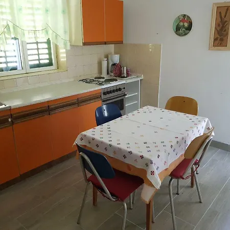Jokic - Family Only Appartement