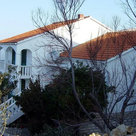 Jokic - Family Only Apartment Pag Town